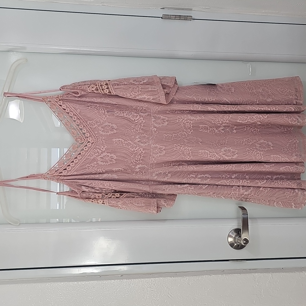 City Triangle Dress Midi A-line Open Shoulder